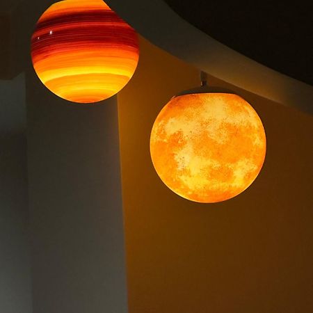 Moon Room, Nuit Insolite - Ollioules Toulon Var 외부 사진